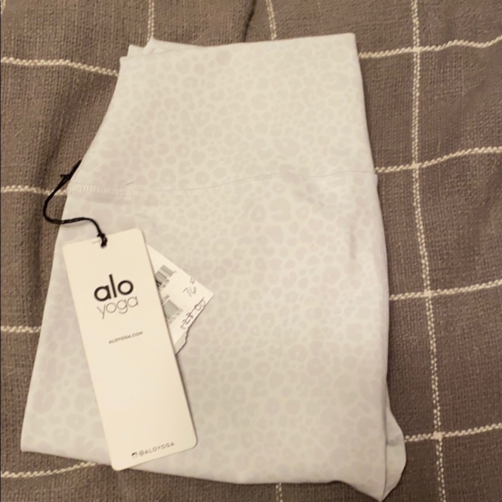 NWT Alo Leggings